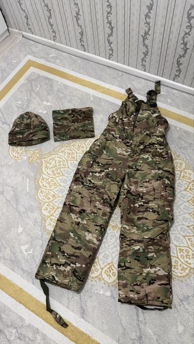 Бушлат,ватник,китель,зимний берцы продам