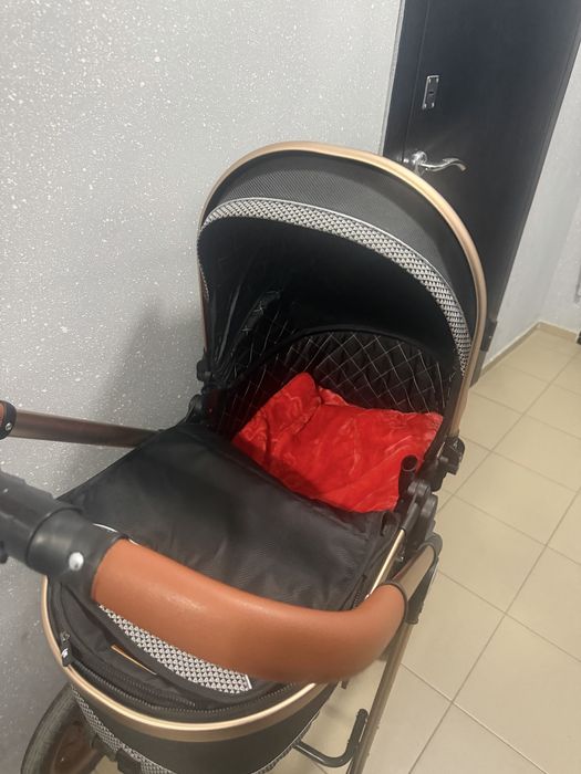 Коляска для ребенка