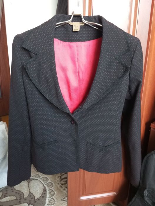 Пиджак женский..