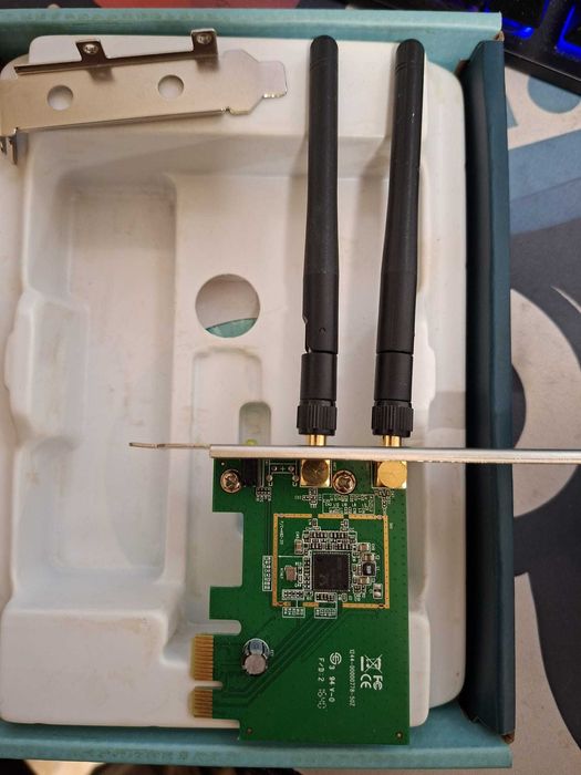 Placă de rețea Wi‑Fi PCI‑Express ‑  dual‑band 2.4 + 5 GHz