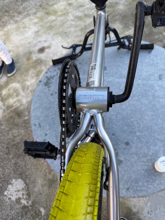 Se vinde bmx WIPE roti verzi