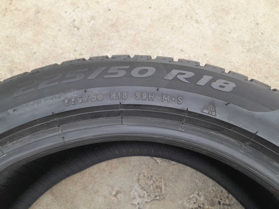 O anvelopa de iarna 225 50 18 pirelli sottozero 3 profil 7,8 mm