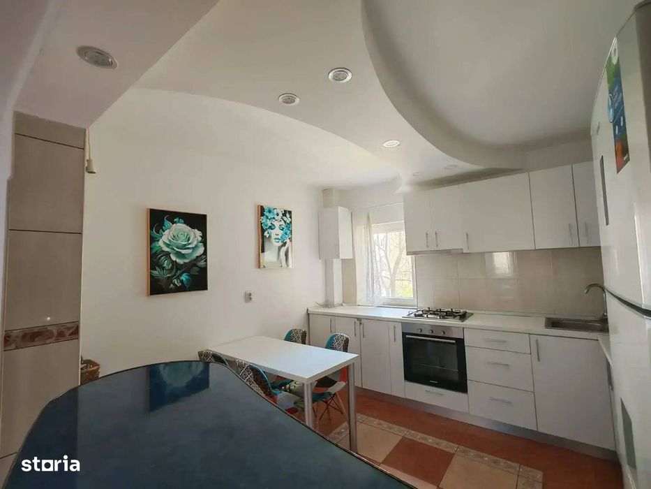 Apartament 3 camere de inchiriat decomandat Vitan Mall
