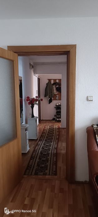 Apartament 3camere de vânzare