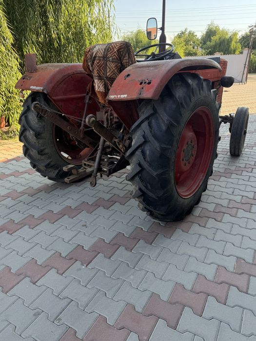 Tractor 445 universal