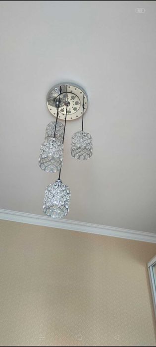 Люстры легкие серебристые