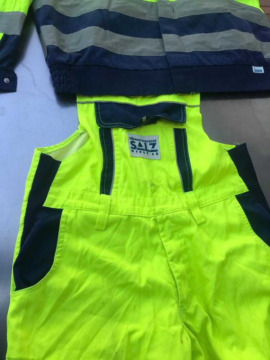 Haine pentru muncitori si alte confectii second-hand en-gross