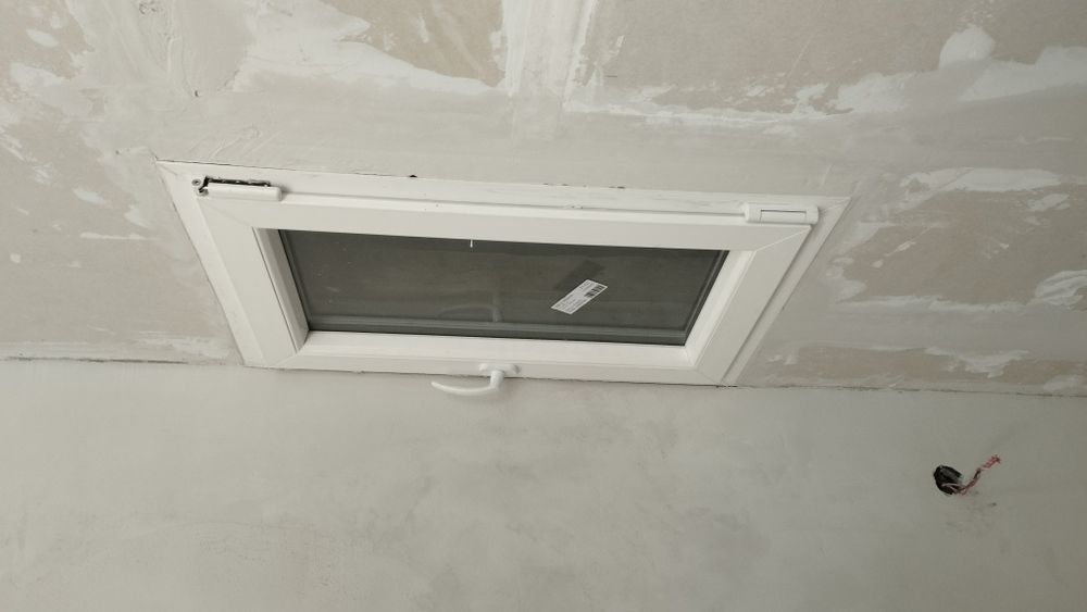 Fereastra PVC cu geam termopan 5cam. 56/86cm /200 lei