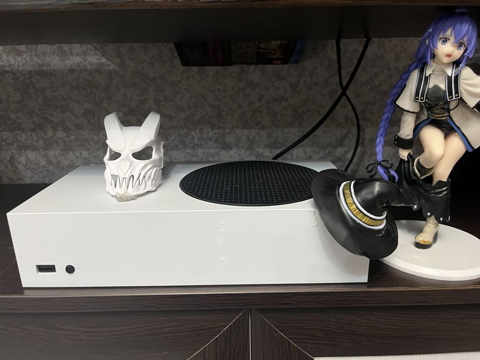 Обменяю Xbox series S