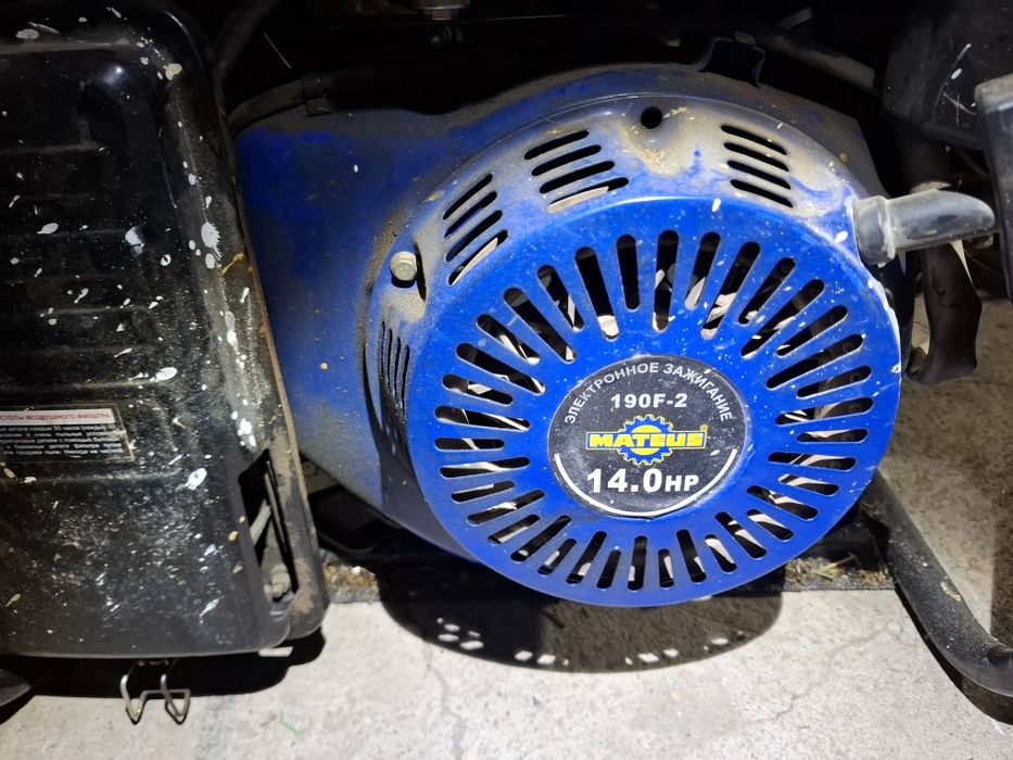 Электростанция бензиновая