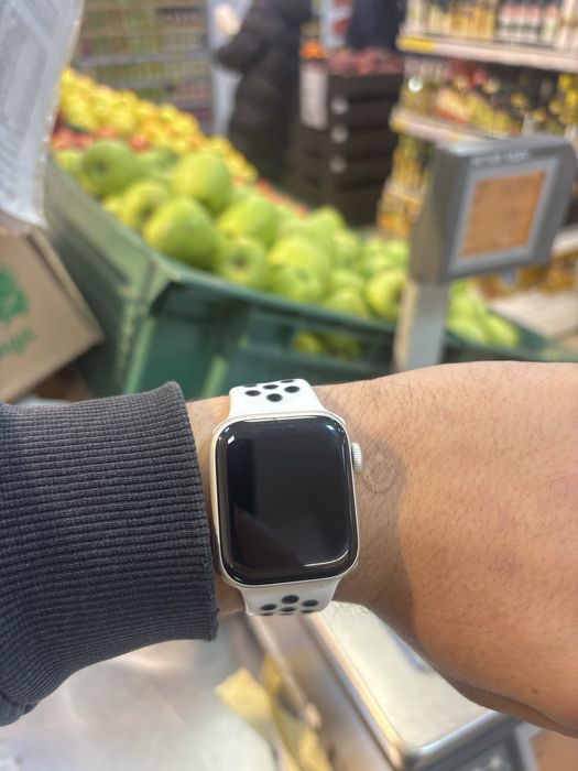 Apple Wotch SE 2 поколение