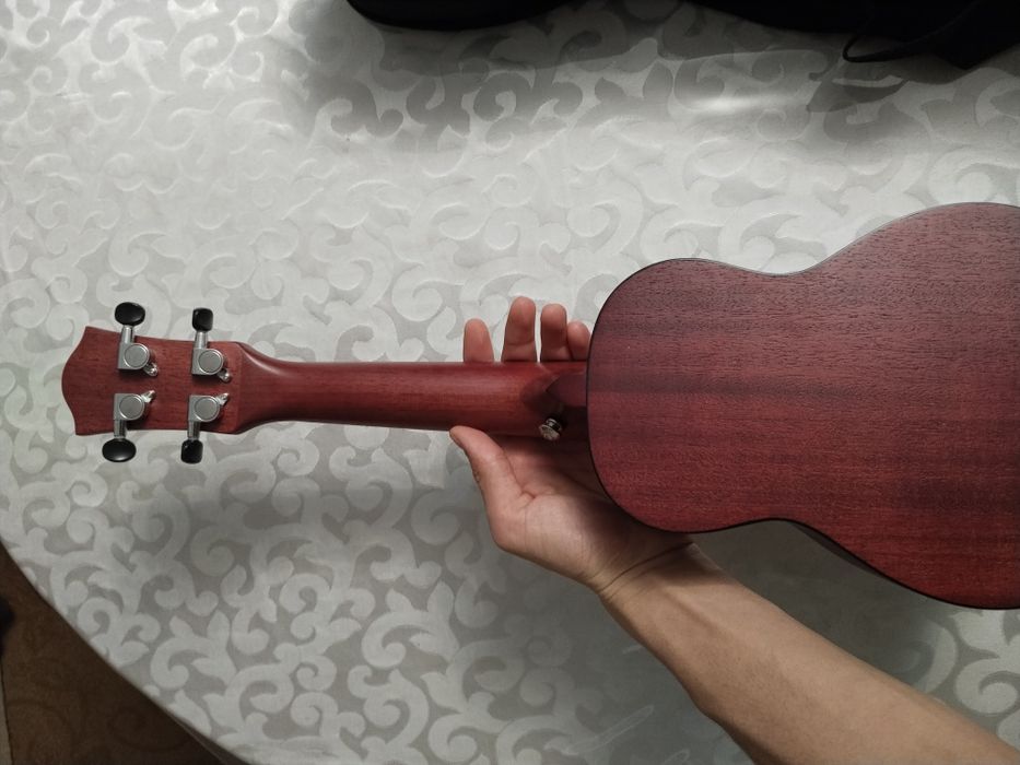 Укулели жап жаңа