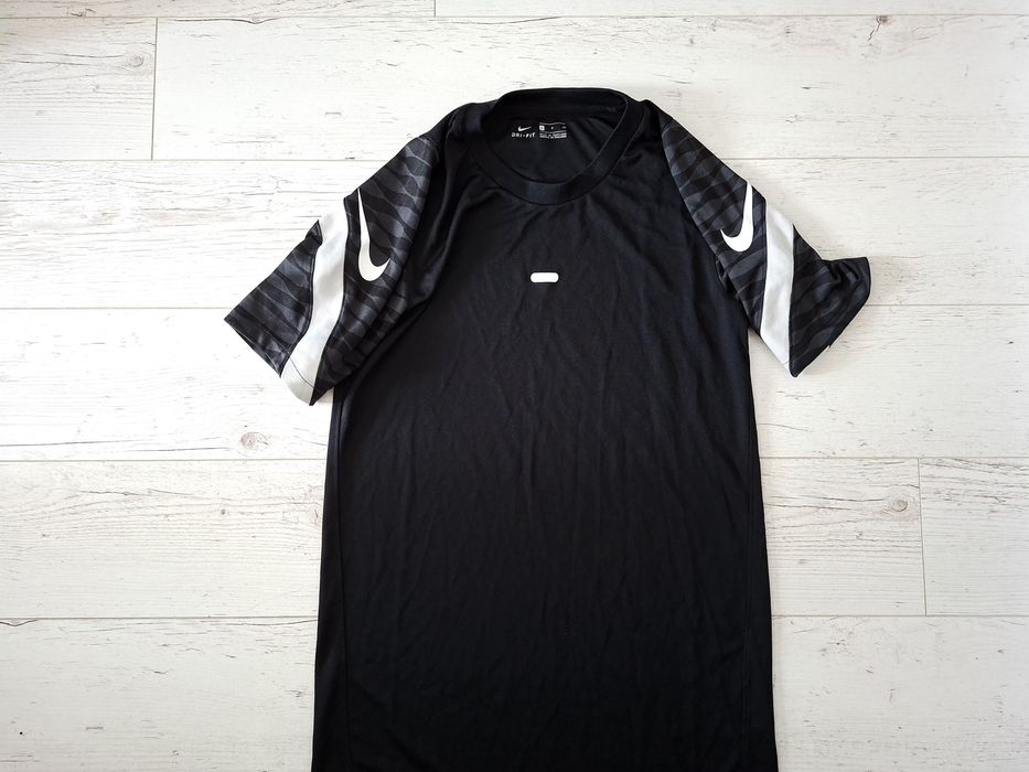Nike Dry Fit-Ориг. Тениска