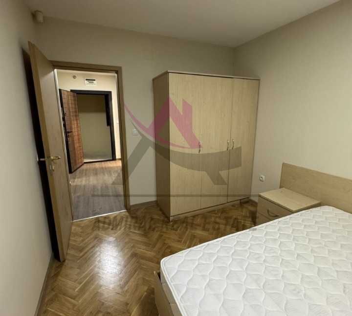 Затворен комплекс -двустаен -Бриз