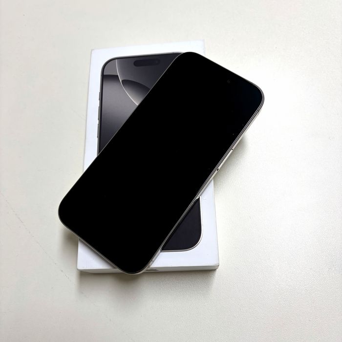 Magazin vinde: iPhone 16 Pro 128gb Natural Titanium bateria 100%