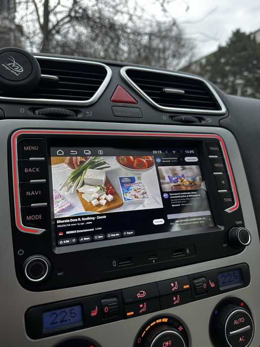 Vand navigatie dedicata Volkswagen/Skoda/Seat cu Carplay Wireless si AA, ambeintale qled