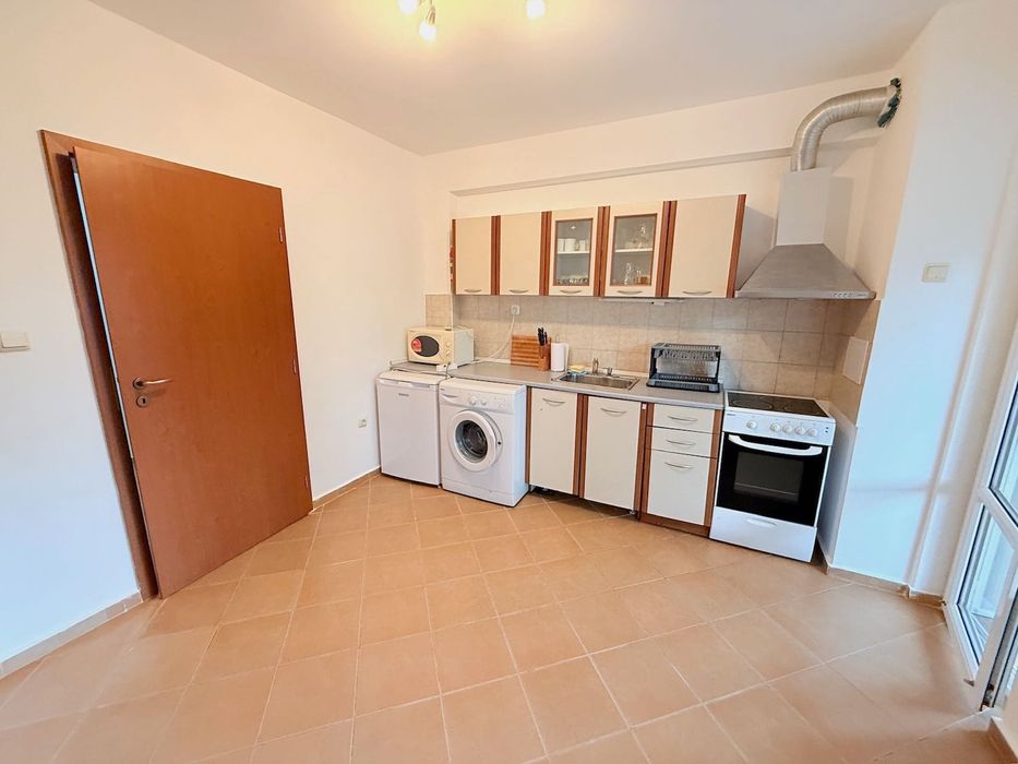 Продава се Тристаен апартамент в к.к. Слънчев бряг - 102 кв.м за 1069 €/кв.м - Снимка #5
