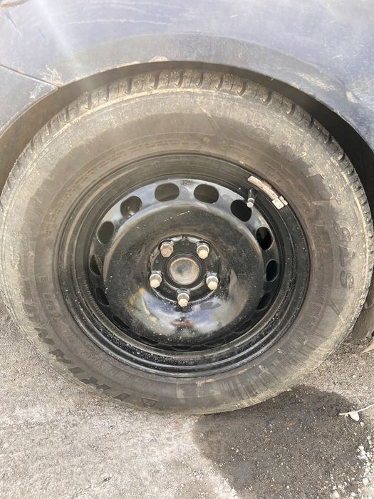 Продам диски р16 с резиной