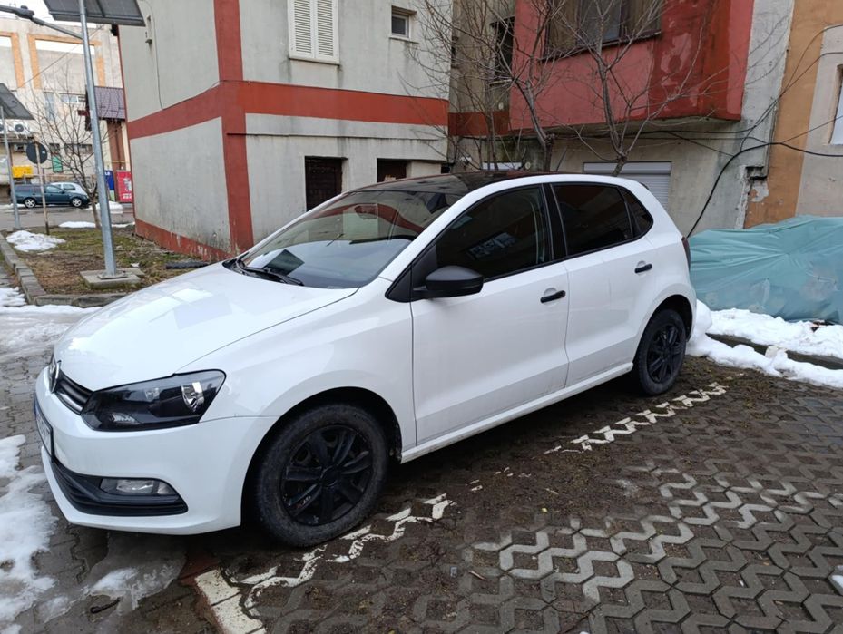Vw polo 2015  vând