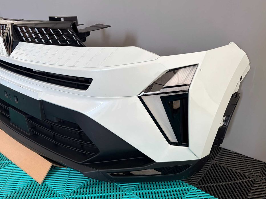 Bara fata Renault Captur 2024+ noua originala Renault completa cu toate accesoriile