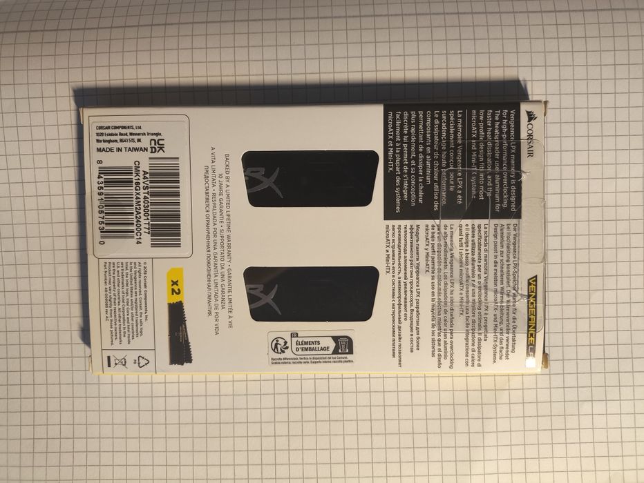 Kit RAM Corsair Vengeance DDR4 16GB (2x8GB) 2400MHz