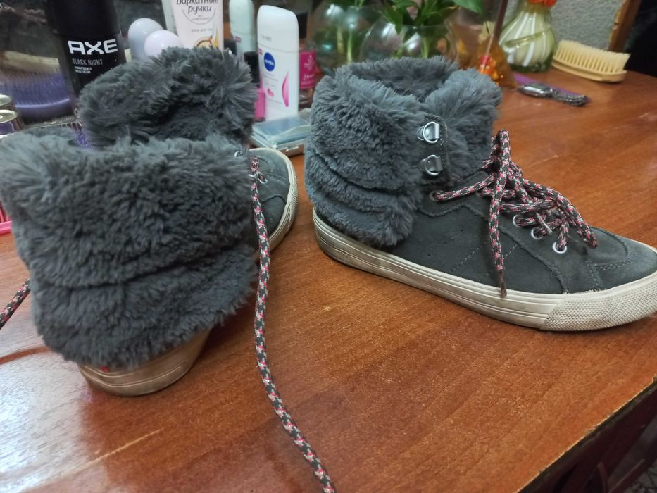 Обувь женская кроссовки кеды