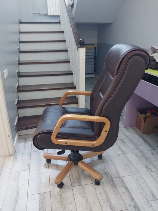 Офисная мебель