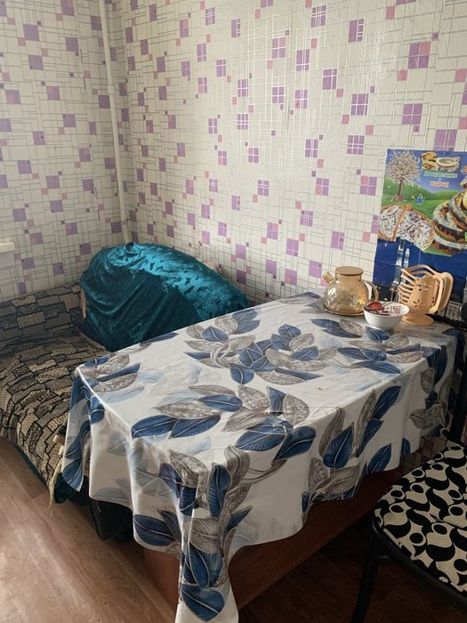 Отдам даром старую мебель
