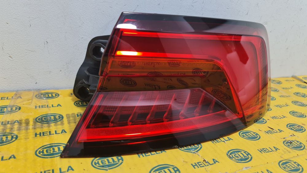 Lampa tripla stop led matrix dinamic Audi A5 S5 RS5 8W6 8W6945092D