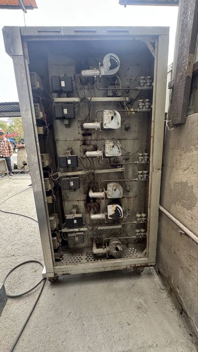 Gazda ishlaydigon non pechka