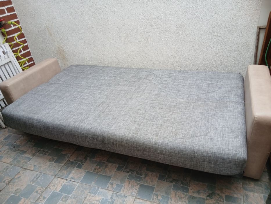 Canapea extensibila