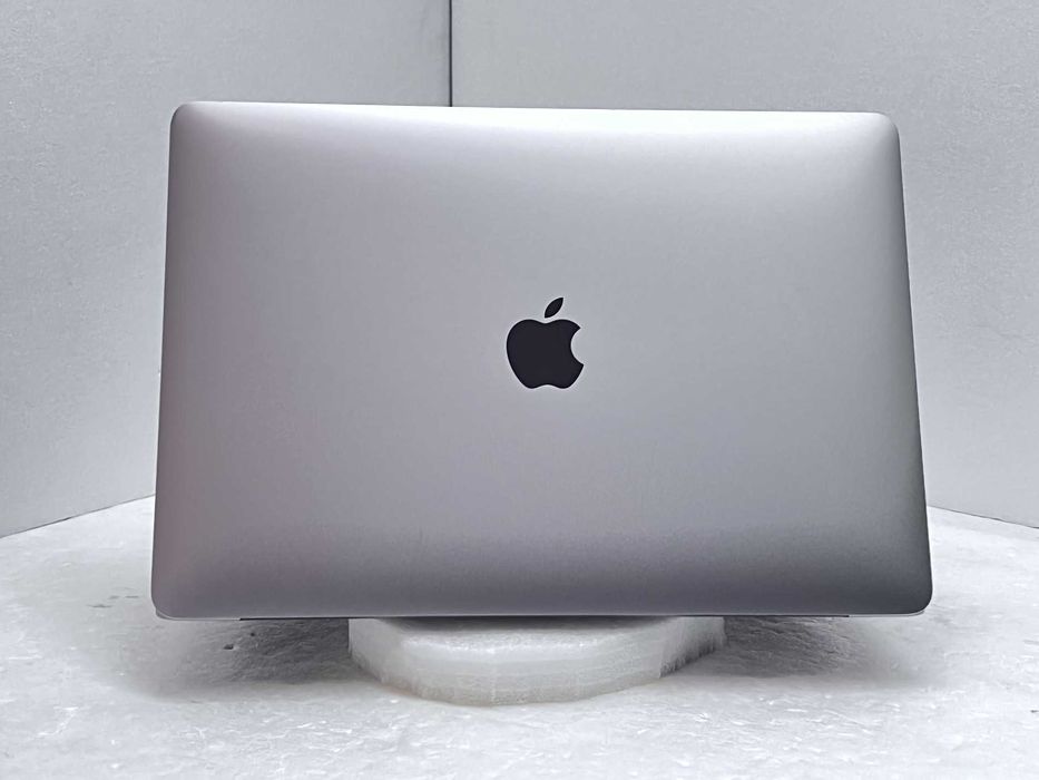 Реновиран лаптоп Apple MacBookPro 17.1 13.3" M1 16GB 500GB