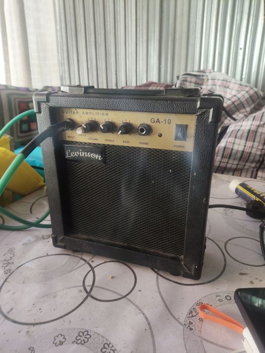 Усилитель для гитары Levinson