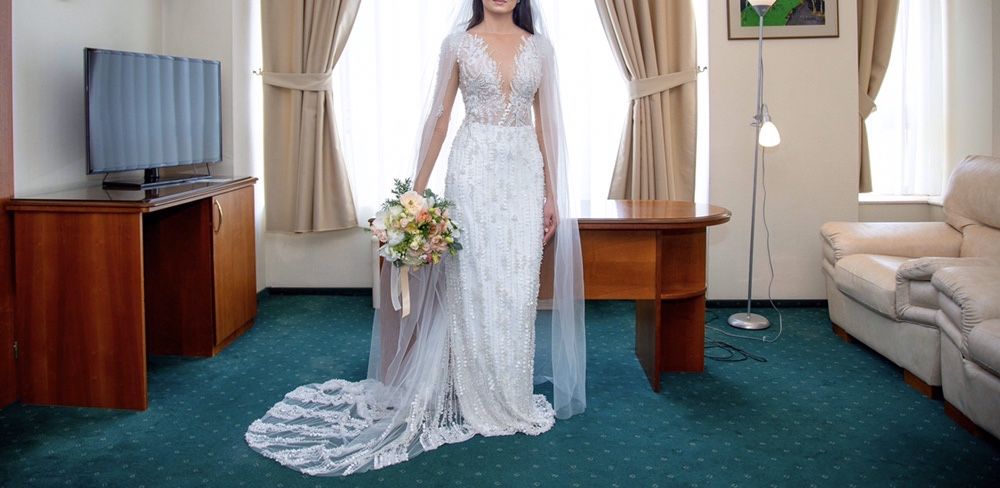 Rochie de mireasa MillaNova model 2019 cu trena detasabila si voal