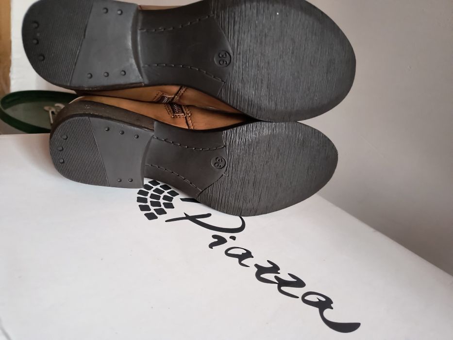 Дамски боти, кожа