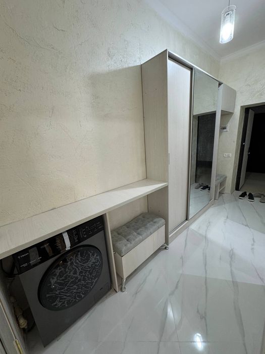 6-мкр.да жойлашган 2 хонали квартира ижарага берилади