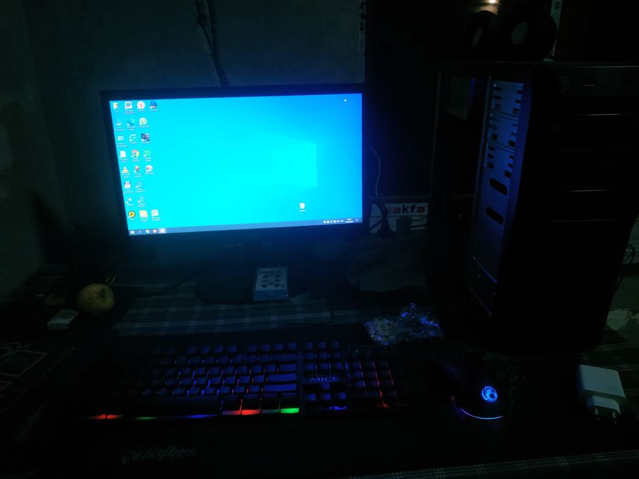 Yangi terilgan Kompyuter core i5 2400