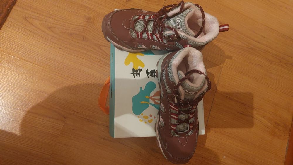 Детская обувь  кросовки осенние