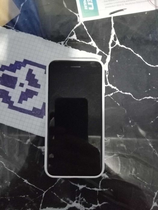 IPhone 7 black заблокирован