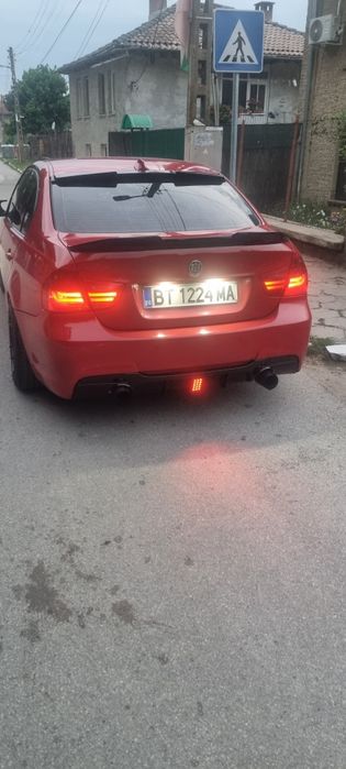 Продавам бмв е90 330д