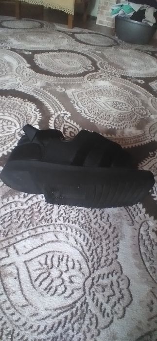 Pantof post operatoriu