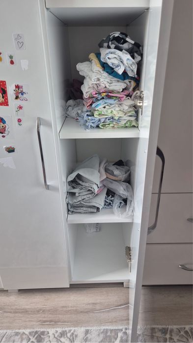 Гардероб за дрехи