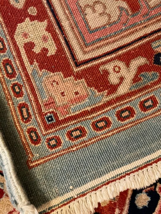 Ръчно изработен ретро килим