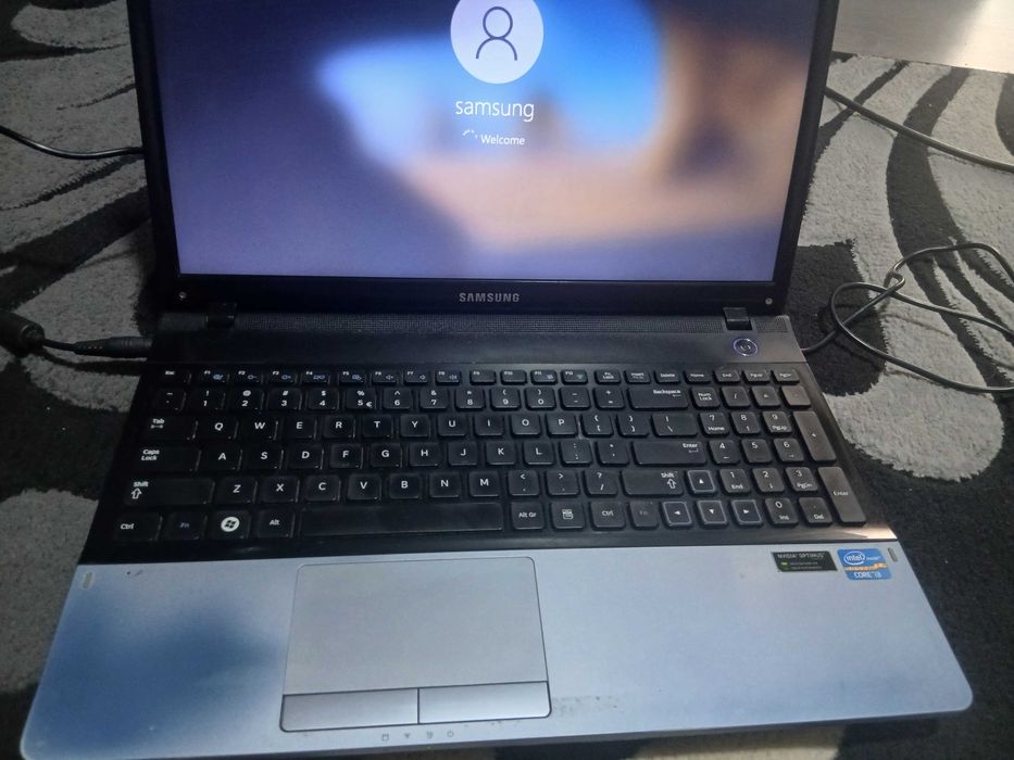 Vand laptop Samsung E300