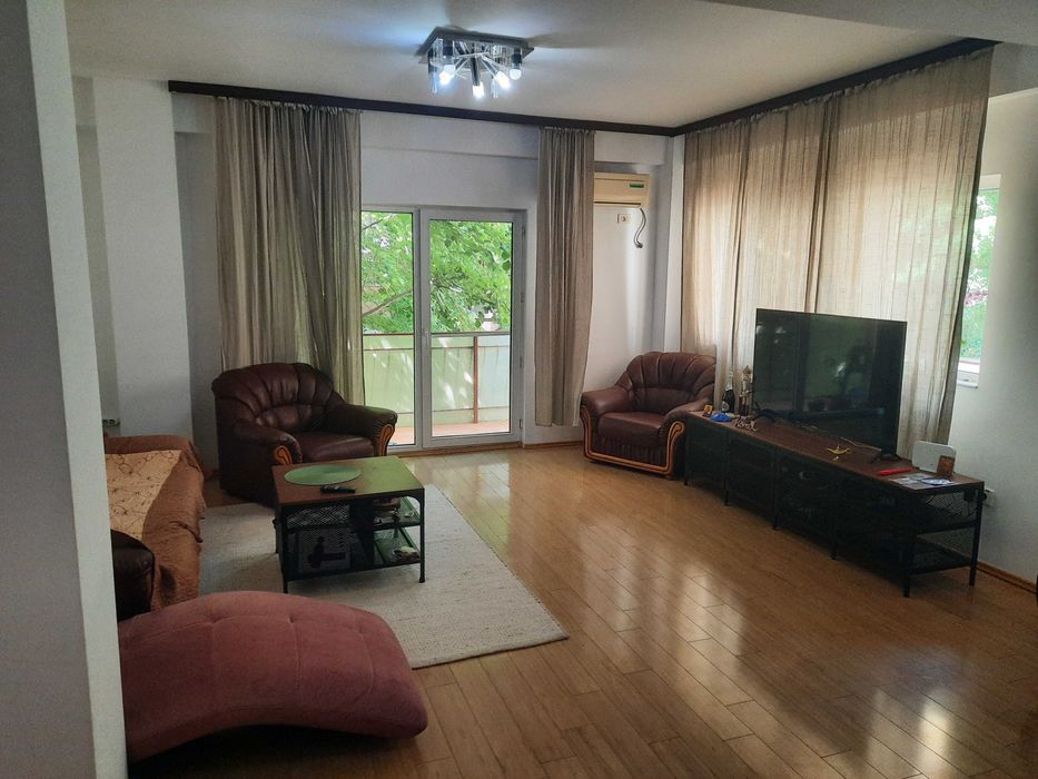 Inchiriez ap 2 cam Militari Residence