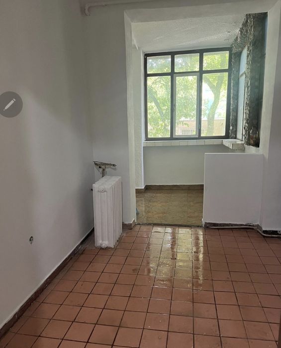Apartament cu 3 camere, BL. INDEPENDENTEI , NR 26