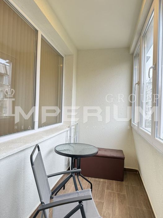 Тристаен обзаведен апартамент под наем в района на Спортна Зала, гр.