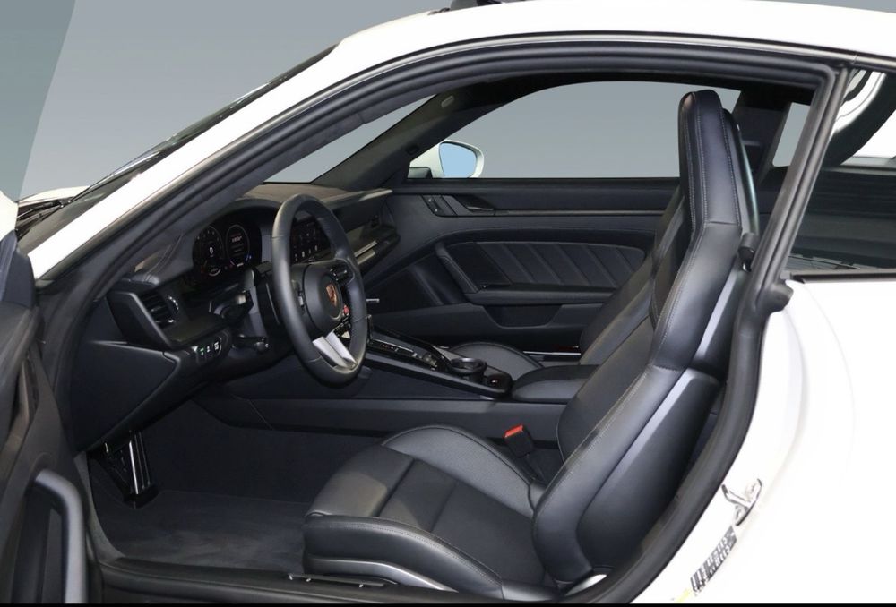 Porsche 911 Carrera GTS 992 new 2026