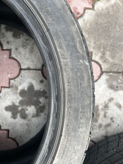 Шины Bridgestone Blizzak VRX 275/35R18