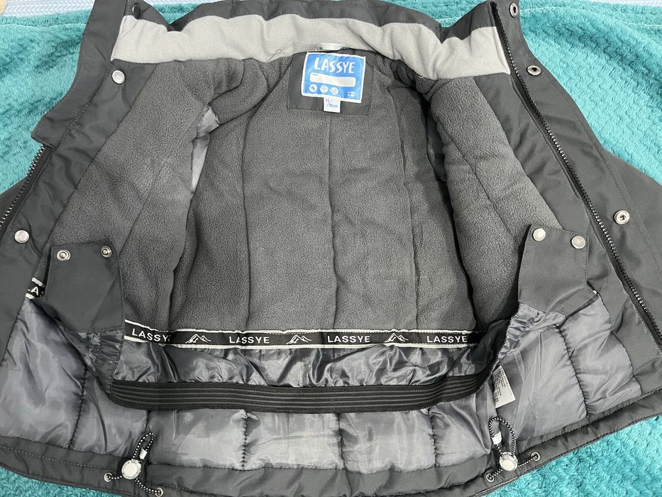 Зимняя куртка на мальчика